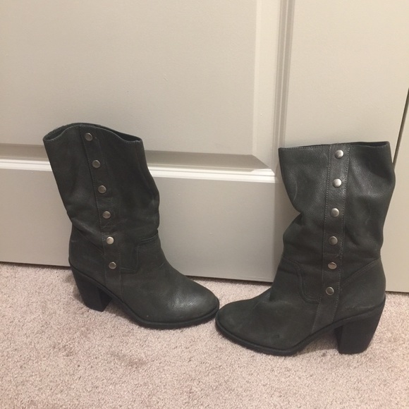 ...Me Too Mid-Calf Boot - Picture 2 of 6